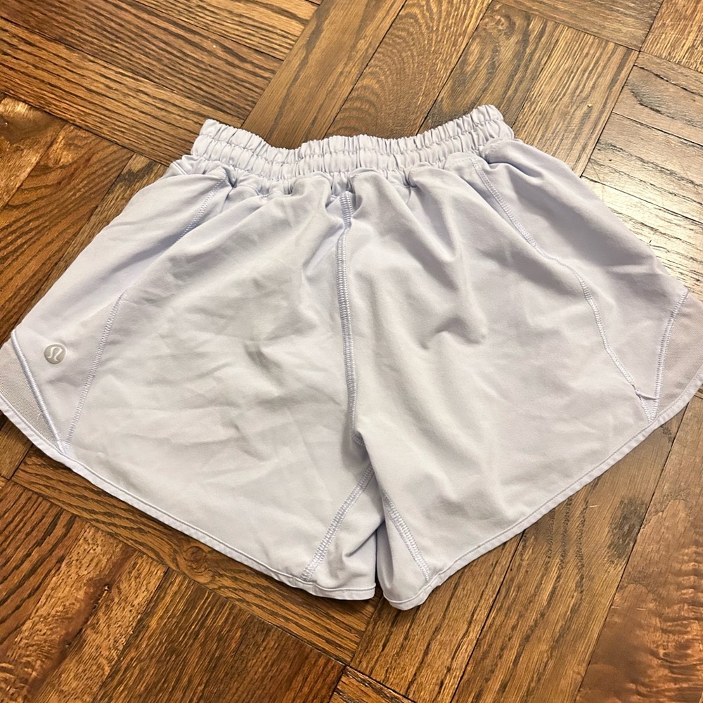 Lululemon Hotty Hot Low-Rise Lined Shorts 2.5”